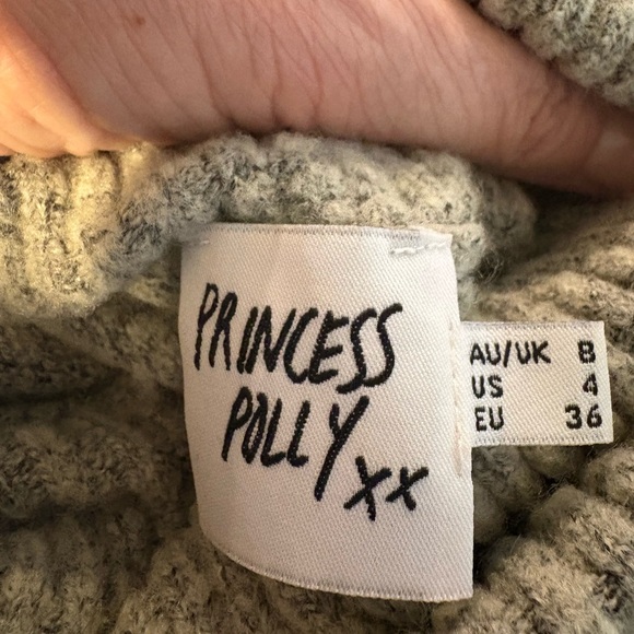 PRINCESS POLLY US4  Heather Gray cropped Turtleneck Sweater. Chunky ribbed trim. - Picture 4 of 5